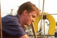 2002sailing001_jpg